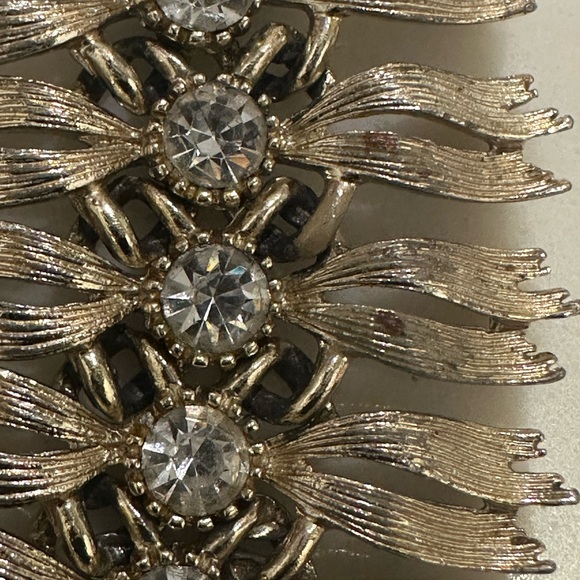 Vintage Lisner silver tone link bracelet - Picture 8 of 9